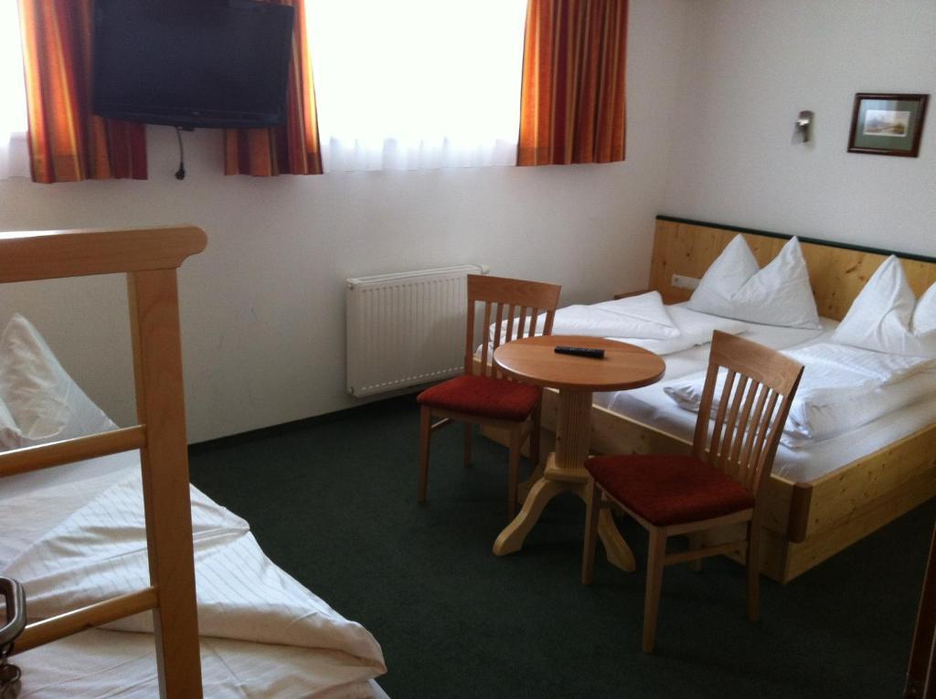 Werfenerhof Hotel Szoba fotó